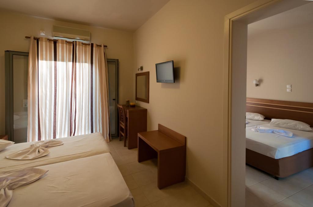 Hotel Sias Resort Agios Avgoustinos Exterior photo
